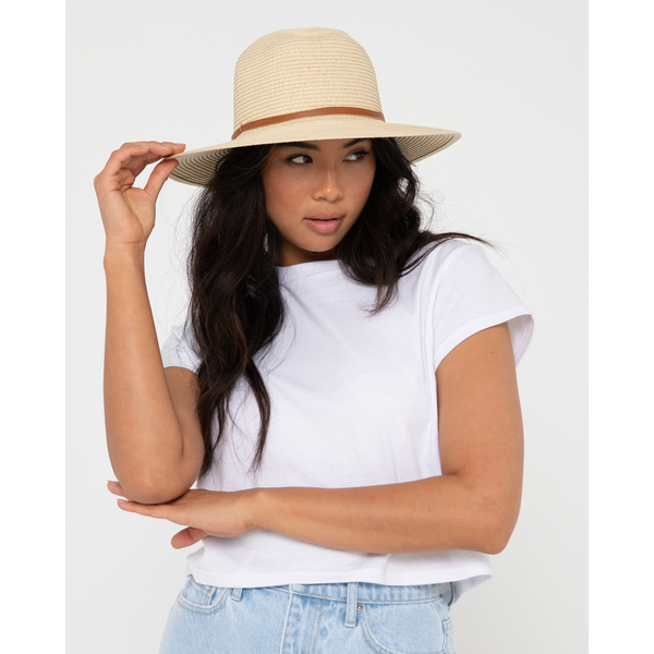 Rusty - Gisele Hat